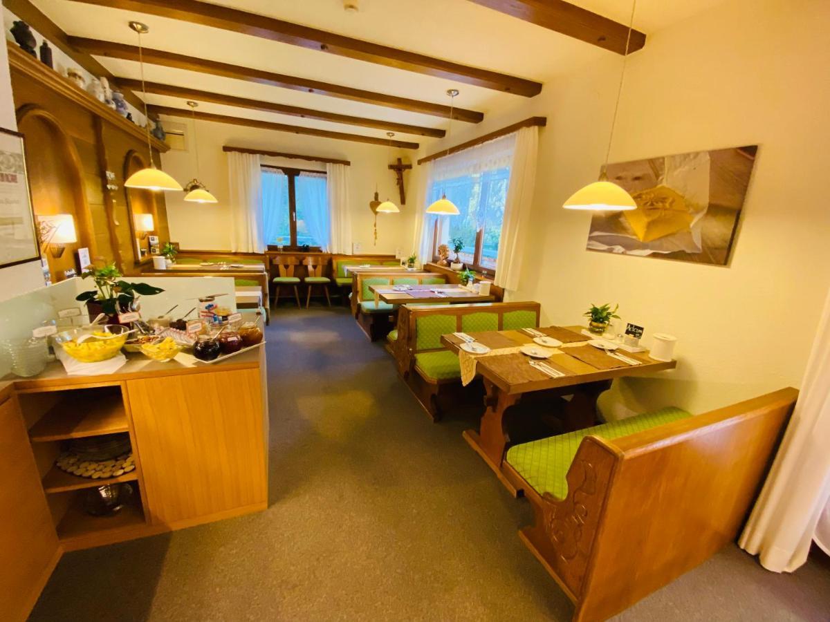 Hotel Garni Enzian Дамульс Экстерьер фото